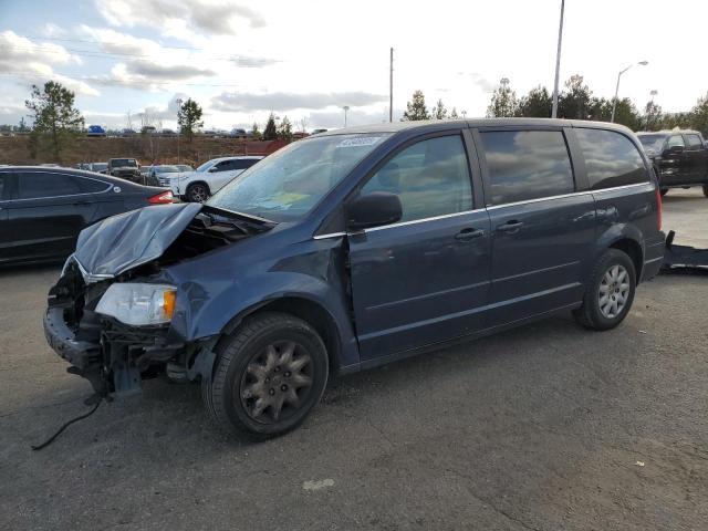 2009 Chrysler Town & Country lx