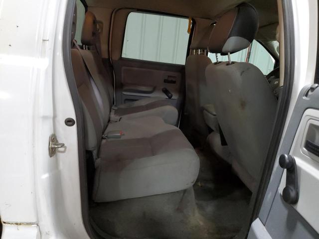 2005 Dodge Dakota Quattro