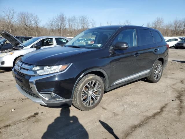 2016 Mitsubishi Outlander SE