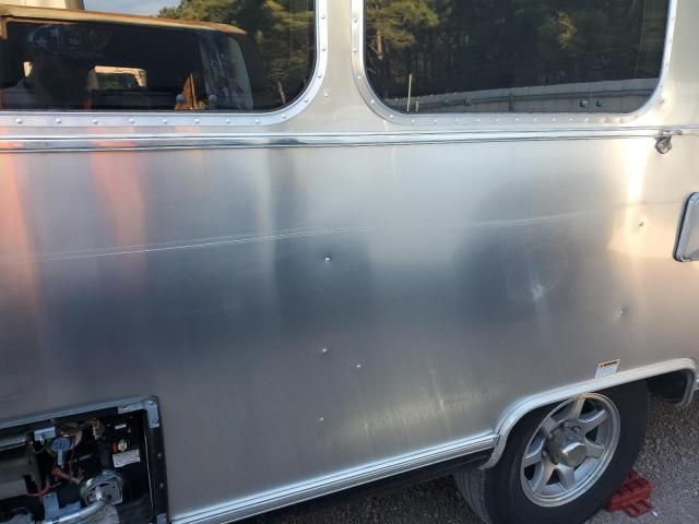 2019 Airstream Camper