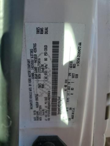 2007 Wildwood 2007 Ford Econoline E450 Super Duty Cutaway Van