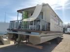 1985 Thre Houseboat
