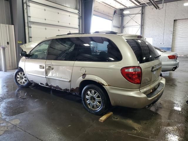 2006 Chrysler Town & Country Touring