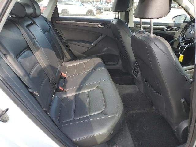 2016 Volkswagen Passat SE
