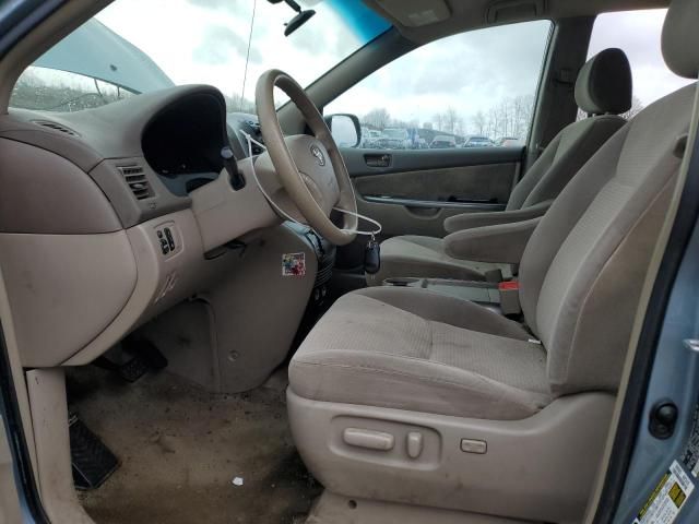 2007 Toyota Sienna CE