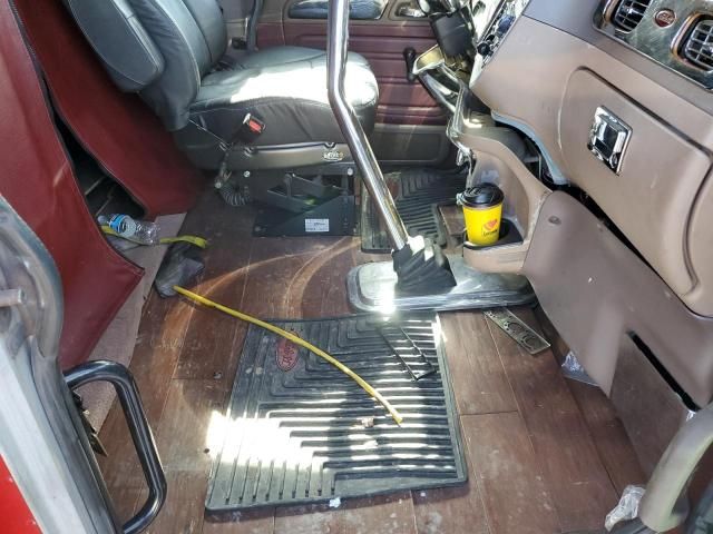 2006 Peterbilt 379 Semi Truck