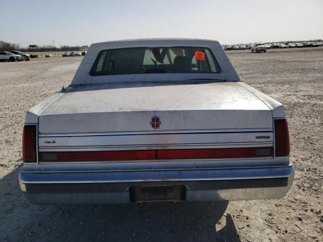 1988 Lincoln Town Car Signature