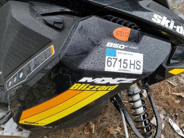 2019 Skidoo 2019 Skidoo MXZ