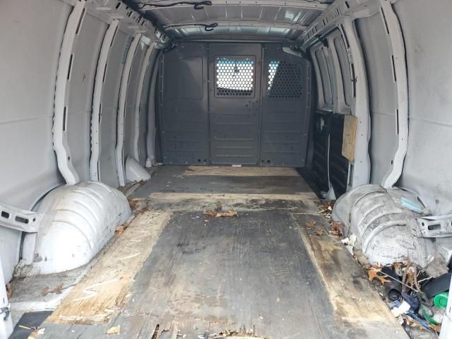 2021 Chevrolet Express G2500