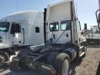 2015 Freightliner Cascadia Semi Truck