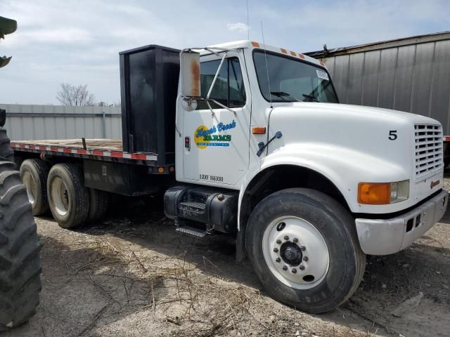 1990 International 4900 Flatbed Truck