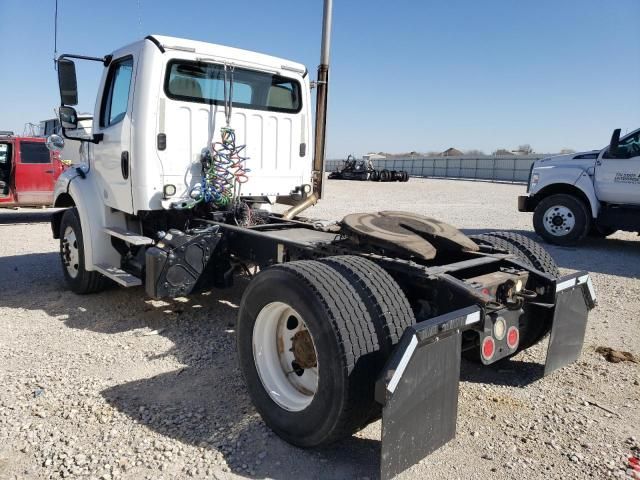 2015 Freightliner M2 112 MED Truck Tractor
