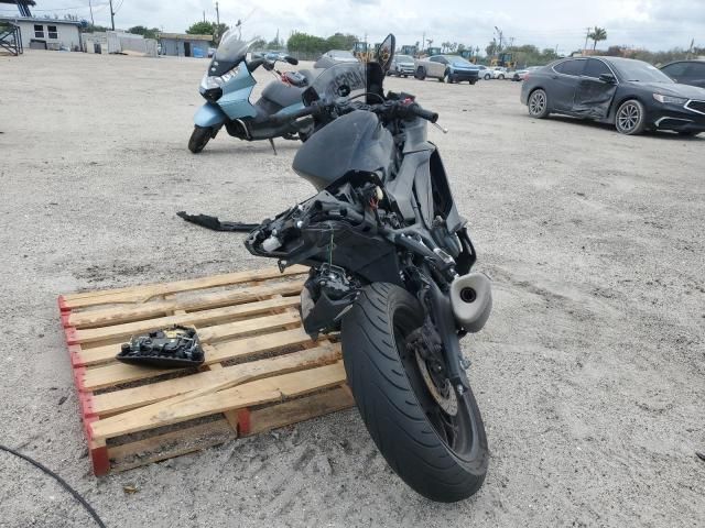 2023 Yamaha YZFR3 A