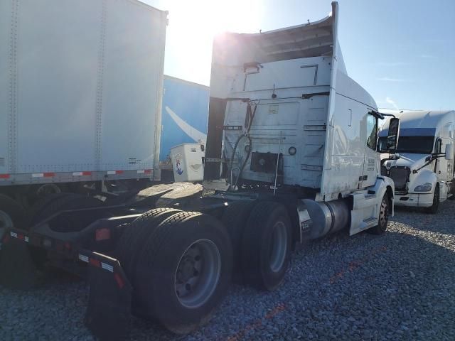 2018 Volvo VNL Semi Truck
