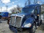 2015 Kenworth T680 Semi Truck