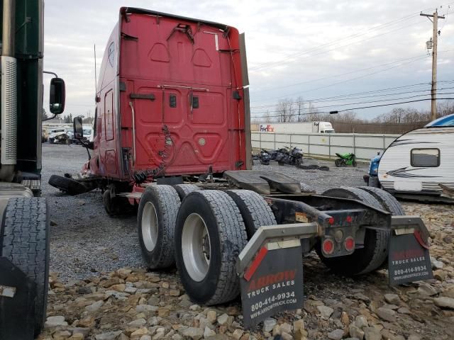 2012 Freightliner Cascadia 125 Semi Truck