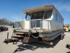 1985 Thre Houseboat