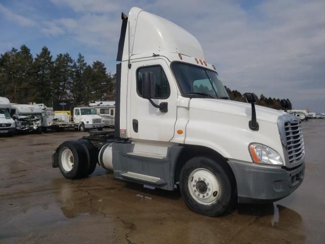 2016 Freightliner Cascadia 125