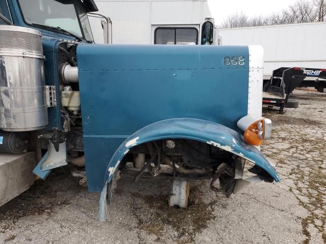 2005 Peterbilt 379 Semi Truck