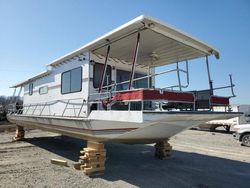 Salvage boats for sale at Lawrenceburg, KY auction: 1983 Other Boat Boat