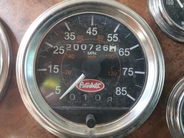 2002 Peterbilt 379