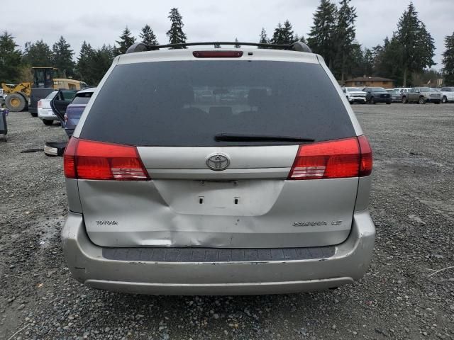 2004 Toyota Sienna CE