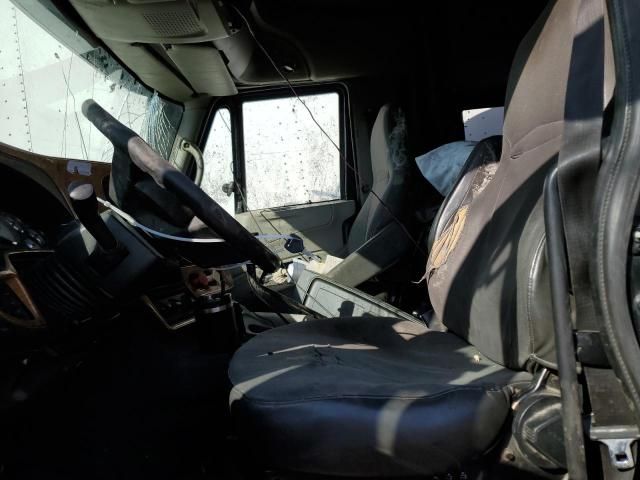 2010 International Prostar Semi Truck