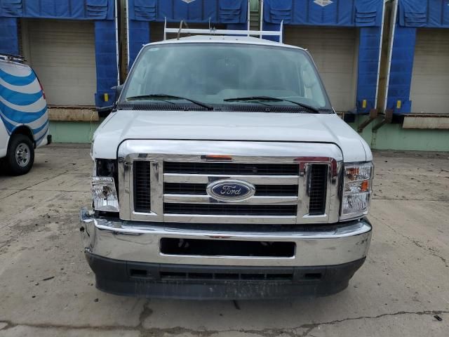 2024 Ford Econoline E350 Super Duty Cutaway Van