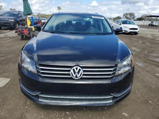 2015 Volkswagen Passat S