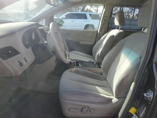 2011 Toyota 2011 Toyt Sienna le