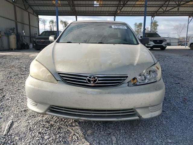 2005 Toyota Camry LE