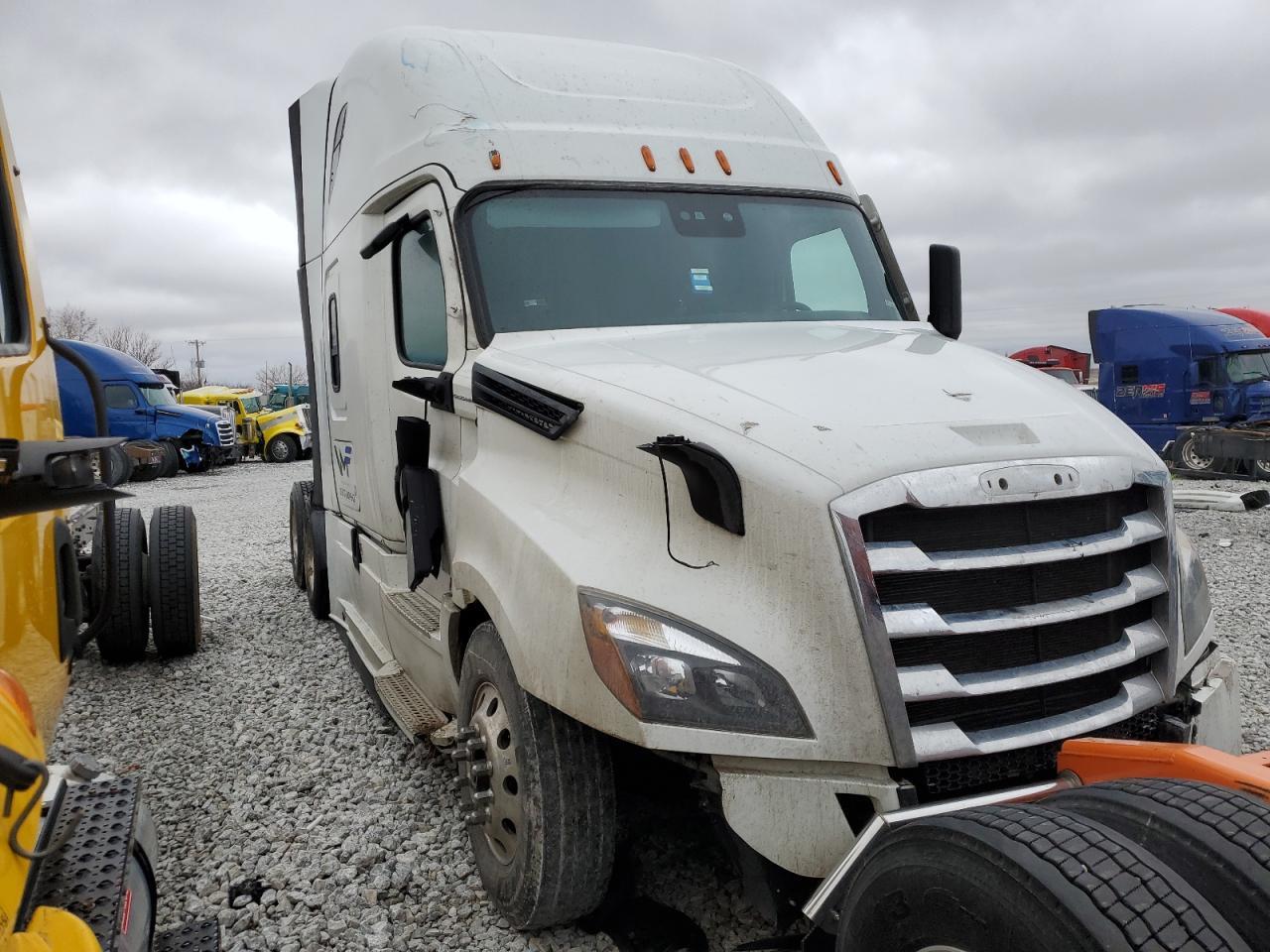 2020 Freigliner 2020 Freightliner Cascadia Semi Truck