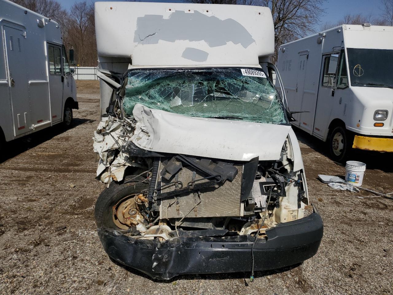 2019 GMC Savana Cutaway G3500