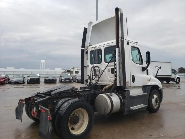 2016 Freightliner Cascadia 125