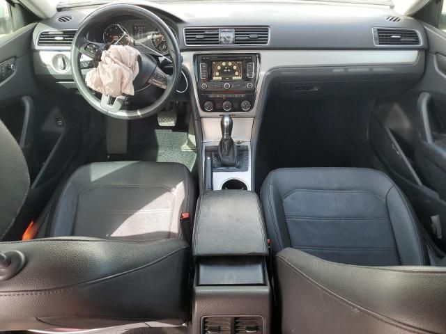 2013 Volkswagen Passat SE