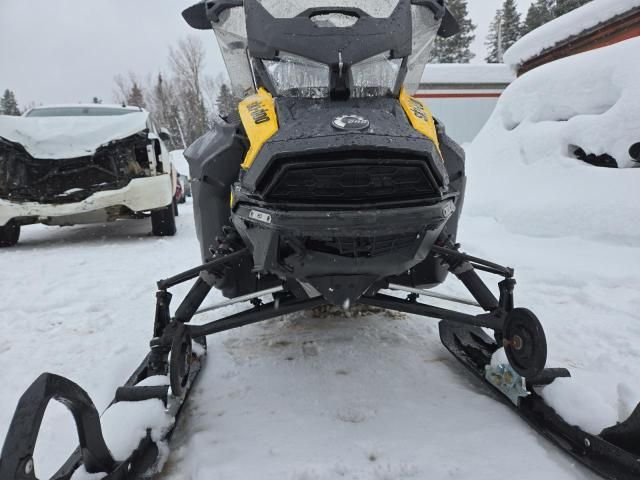 2021 Skidoo 2021 Skidoo Expedition