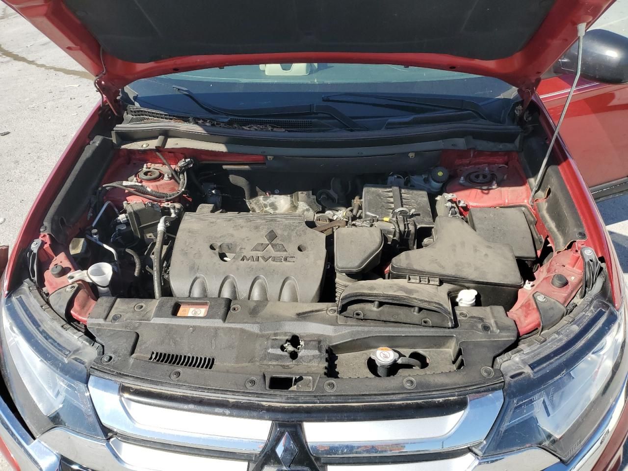 2018 Mitsubishi Outlander es es