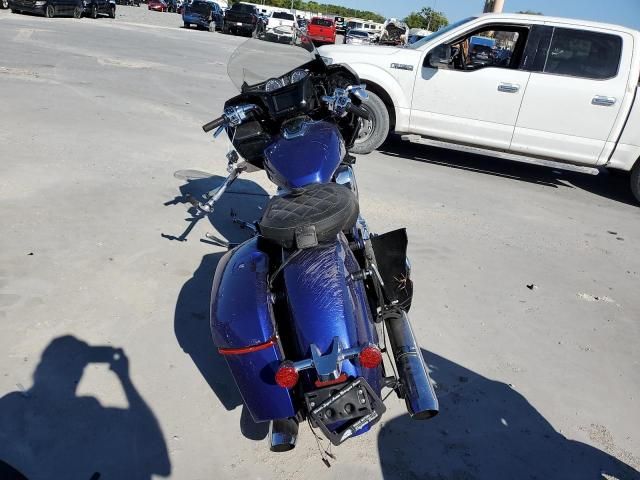 2023 Indian Motorcycle Co. Pursuit Limited With Premium Package