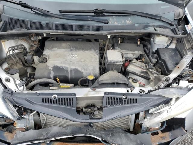 2012 Toyota Sienna
