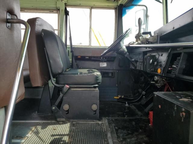 1991 International 3000 3700