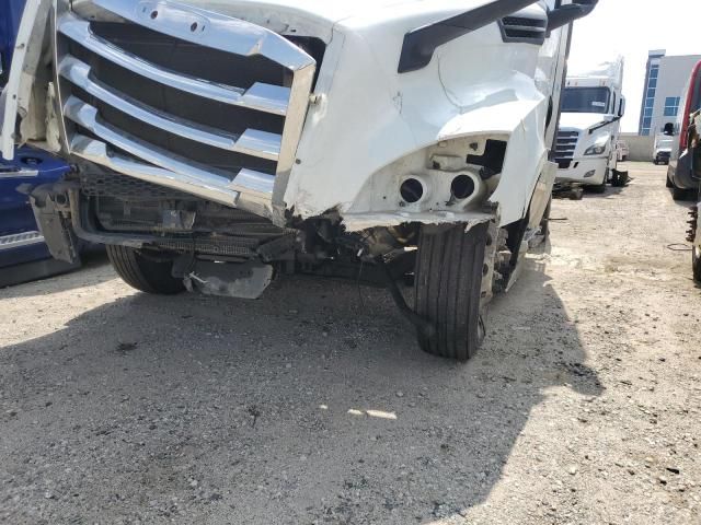 2024 Freightliner Cascadia 126 Semi Truck