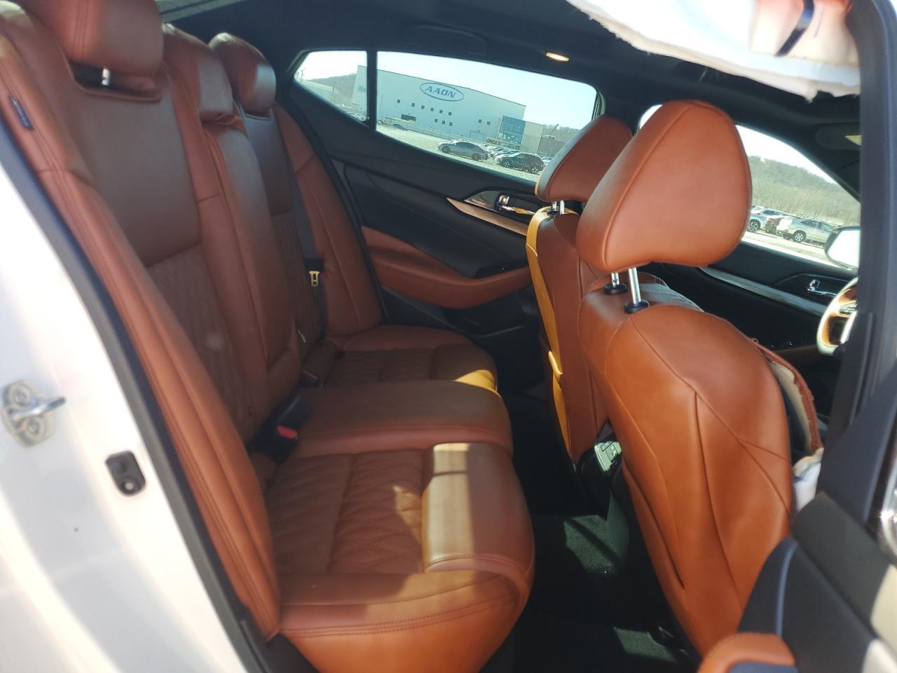 2019 Nissan Maxima s