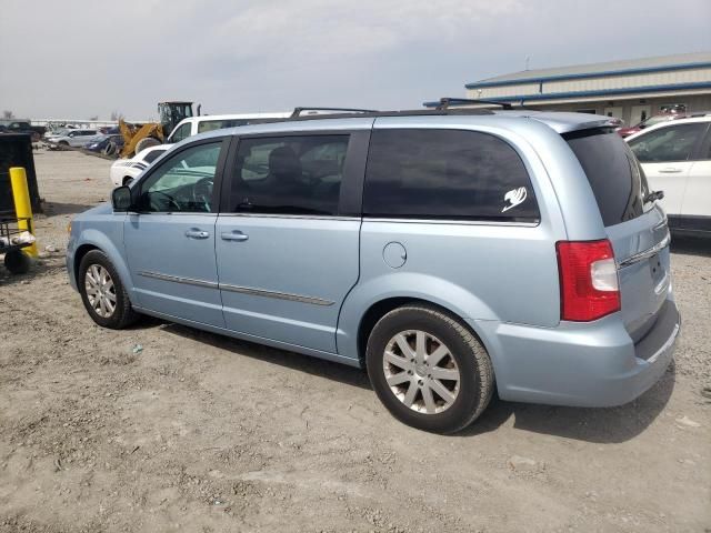 2013 Chrysler Town & Country Touring