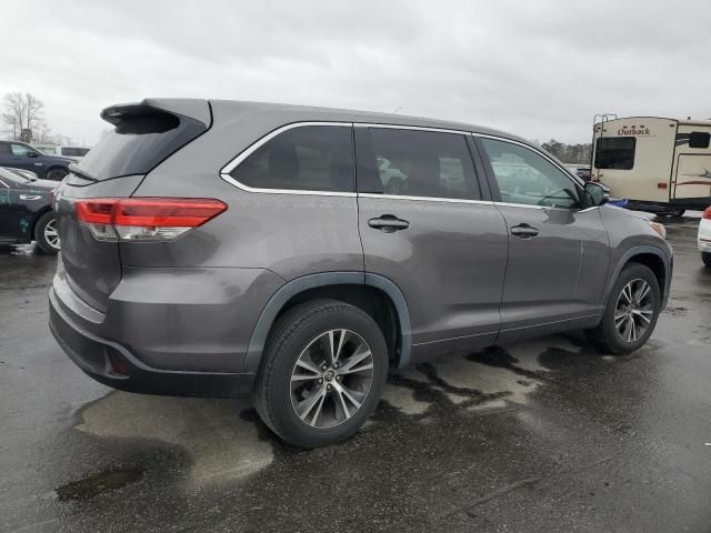 2017 Toyota Highlander LE