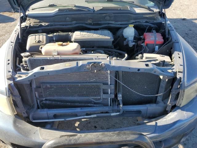 2004 Dodge RAM 1500 ST