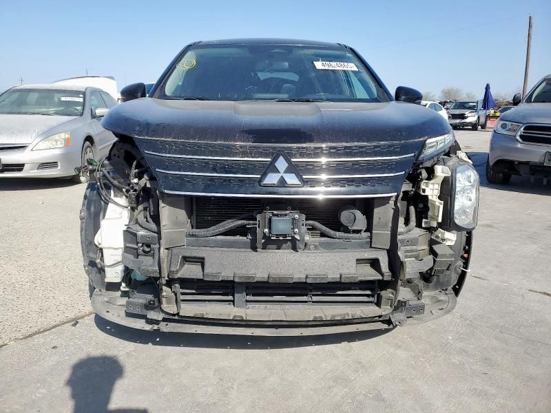 2022 Mitsubishi Outlander ES