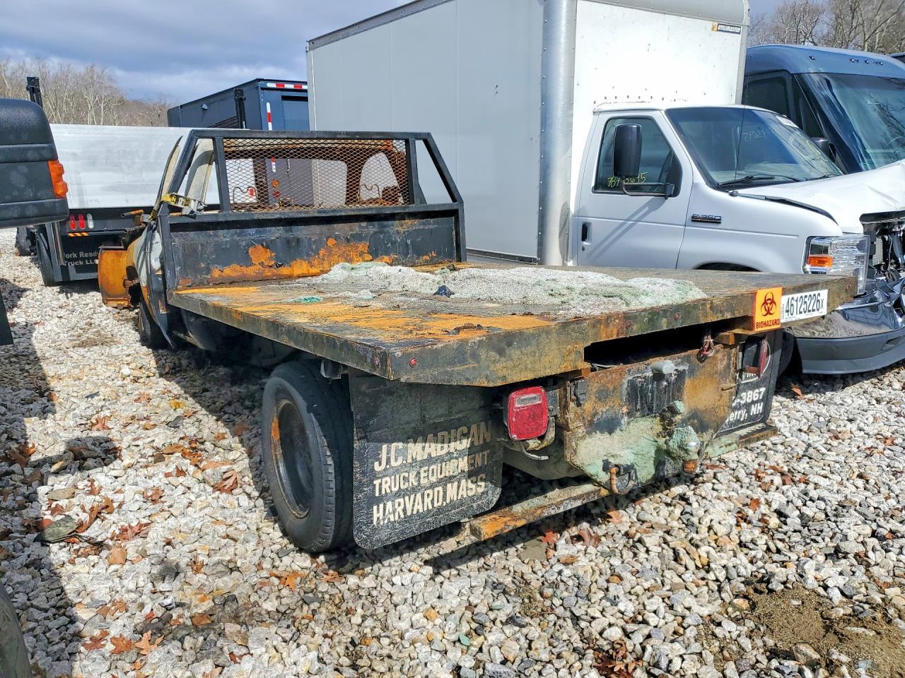 2008 Chevrolet Silverado Flatbed Truck