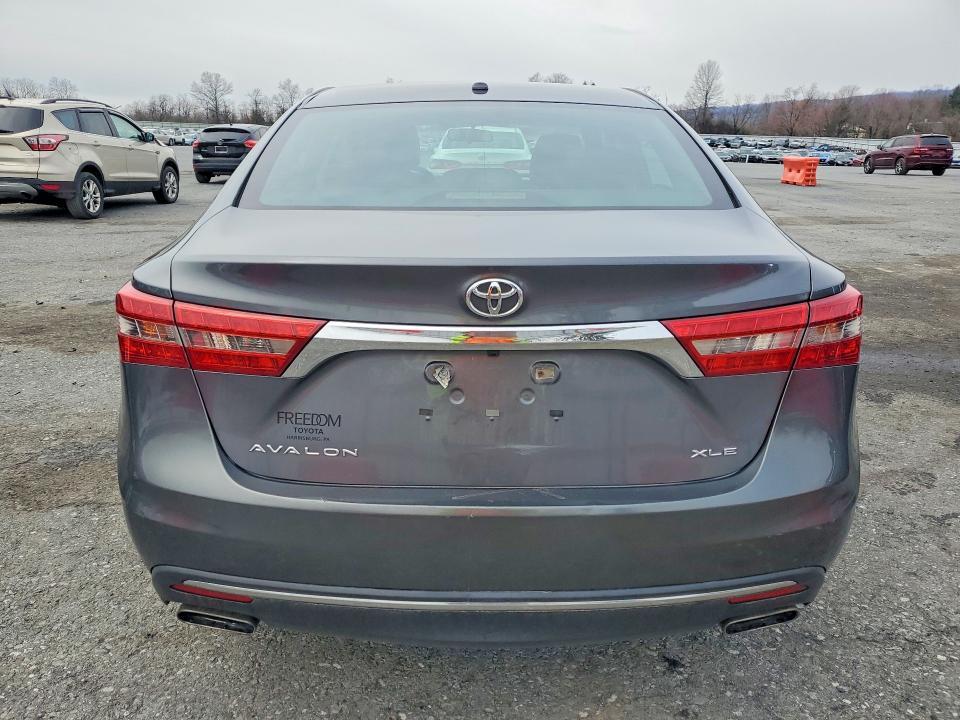 2016 Toyota Avalon xle