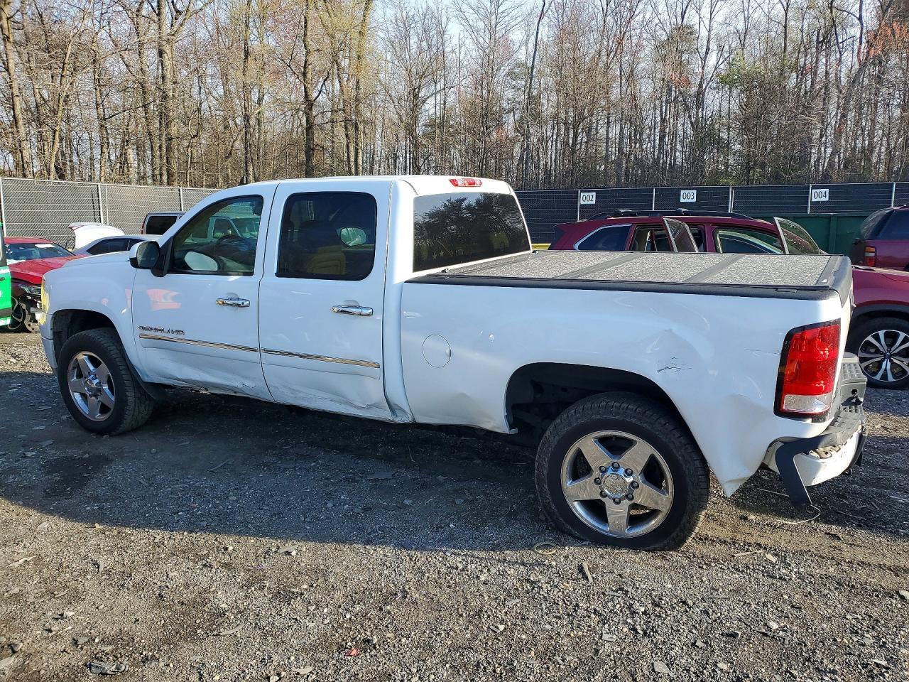 2011 GMC Sierra K2500 Denali