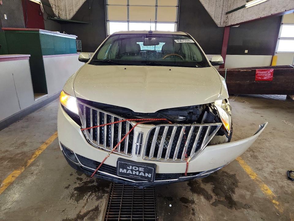 2015 Lincoln Townhouse MKX